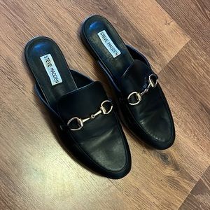 Steve Madden slip on loafers